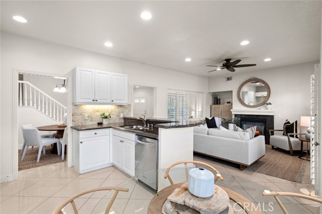 52 Anjou, Newport Coast CA: https://media.crmls.org/medias/9ff8697b-da1e-40cd-a400-d6c1d0ad4fb6.jpg