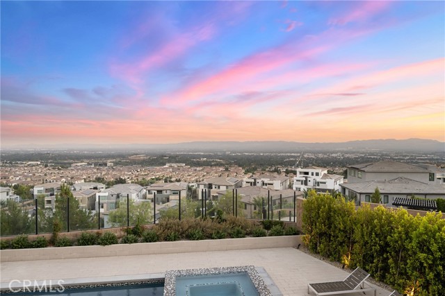 Detail Gallery Image 13 of 70 For 20436 W Liverpool Way, Porter Ranch,  CA 91326 - 4 Beds | 4/1 Baths