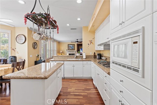 5506 Carriage Place, Rancho Cucamonga CA: https://media.crmls.org/medias/9ff8a091-5539-4ffb-a9c7-6a640e68e00c.jpg
