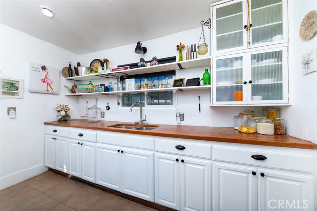 Detail Gallery Image 12 of 28 For 1388 N Lugo, San Bernardino,  CA 92404 - 2 Beds | 1 Baths