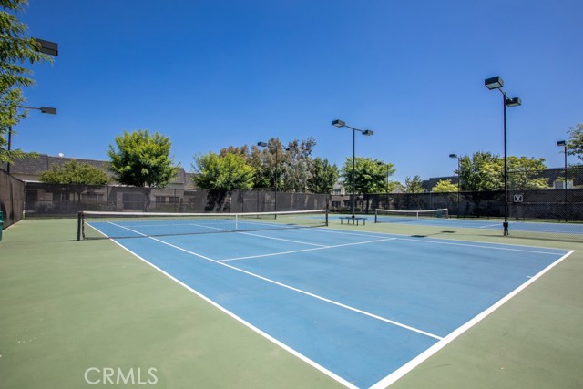 Detail Gallery Image 23 of 24 For 19216 Hamlin St #1,  Reseda,  CA 91335 - 3 Beds | 2 Baths