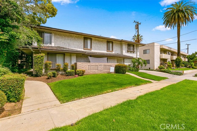 121 E Live Oak Street, San Gabriel CA: https://media.crmls.org/medias/9ffa5b8e-e8aa-45f5-b513-6fadc0fd2dbb.jpg
