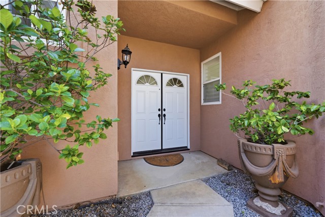 Detail Gallery Image 2 of 37 For 23553 Bending Oak Ct, Murrieta,  CA 92562 - 4 Beds | 2/1 Baths