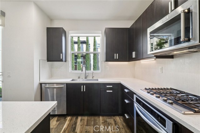 Detail Gallery Image 15 of 60 For 7887 Stylus, San Diego,  CA 92108 - 2 Beds | 2/1 Baths