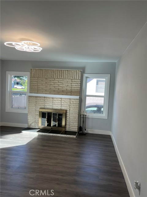 Detail Gallery Image 10 of 53 For 1919 W 82nd St, Los Angeles,  CA 90047 - 3 Beds | 2/1 Baths