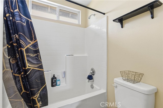 Detail Gallery Image 28 of 43 For 13855 Jackson St, Oak Hills,  CA 92344 - 5 Beds | 3 Baths