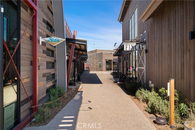 Image 41 of 50 For 31472 Via La Senda  28