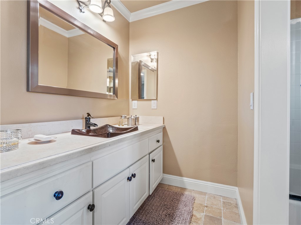 MLS #SR25253604 image #33