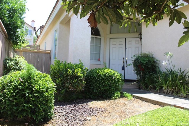 2313 Calle Bienvenida, Chino Hills CA: https://media.crmls.org/medias/9ffd700e-4de2-45a2-ba64-c041e21c383d.jpg