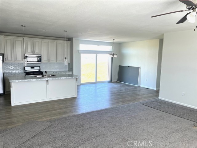 Detail Gallery Image 17 of 40 For 28135 Montana St, Menifee,  CA 92587 - 4 Beds | 2 Baths