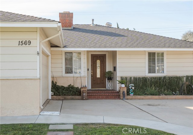 Detail Gallery Image 2 of 28 For 1569 N Caswell Ave, Pomona,  CA 91767 - 3 Beds | 1 Baths