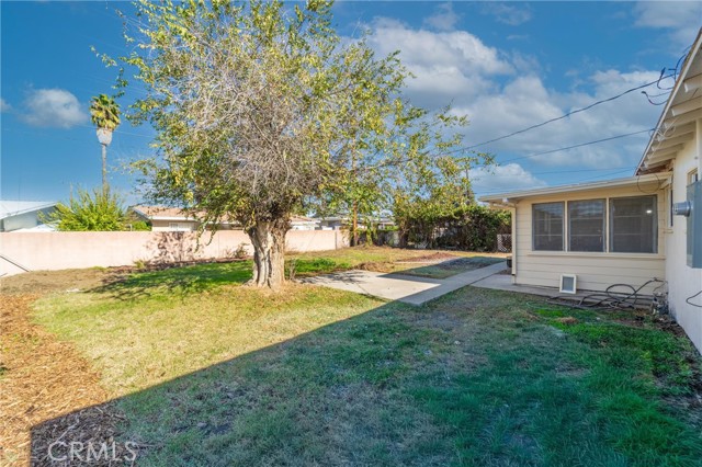 Detail Gallery Image 13 of 15 For 110 W Montrose, Hemet,  CA 92543 - 2 Beds | 1 Baths
