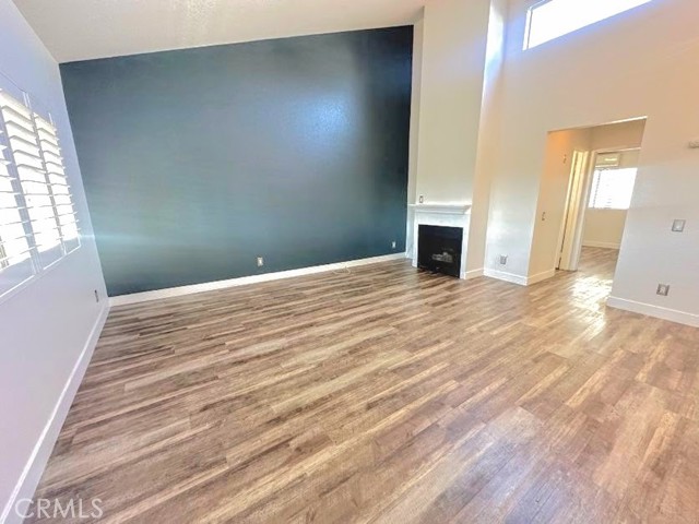1515 E Appleton Street, Long Beach CA: https://media.crmls.org/medias/9fffa4ba-da38-402b-a69a-3a6866c944c6.jpg