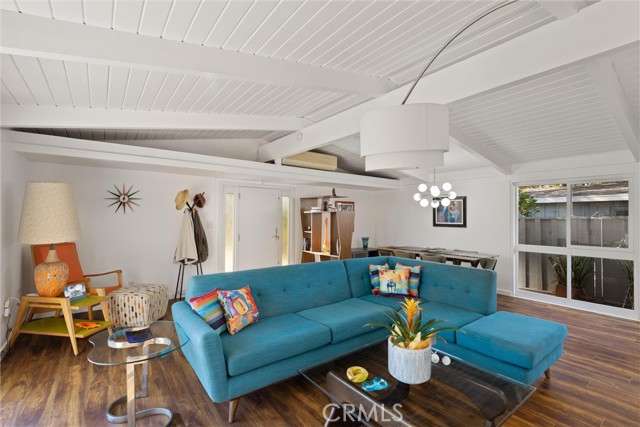 Detail Gallery Image 5 of 30 For 3202 N Studebaker Rd, Long Beach,  CA 90808 - 3 Beds | 2 Baths