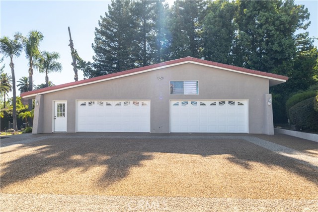 2241 N 1st Avenue, Upland CA: https://media.crmls.org/medias/a00009ac-6c8a-4005-a861-f9e68f23665e.jpg