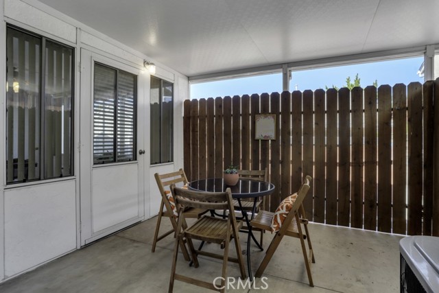 Detail Gallery Image 20 of 22 For 26822 Avenue of the Oaks, Newhall,  CA 91321 - 2 Beds | 2 Baths