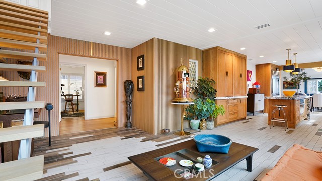 Detail Gallery Image 27 of 71 For 213 Marguerite, Corona Del Mar,  CA 92625 - 3 Beds | 2/1 Baths