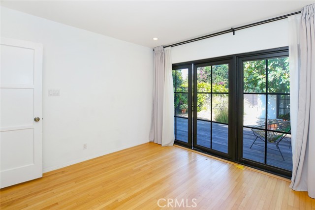 Detail Gallery Image 14 of 28 For 1113 Amoroso Pl, Venice,  CA 90291 - 2 Beds | 1 Baths