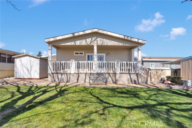 13393 Mariposa Road, Victorville CA: https://media.crmls.org/medias/a00186cb-26be-45f9-8e94-a20150cd4da9.jpg