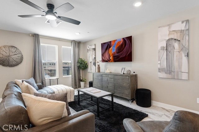 Detail Gallery Image 9 of 26 For 30685 White Pines Dr, Menifee,  CA 92584 - 4 Beds | 3 Baths