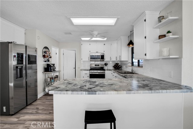 Detail Gallery Image 10 of 51 For 57920 Buena Vista Dr, Yucca Valley,  CA 92284 - 3 Beds | 2 Baths