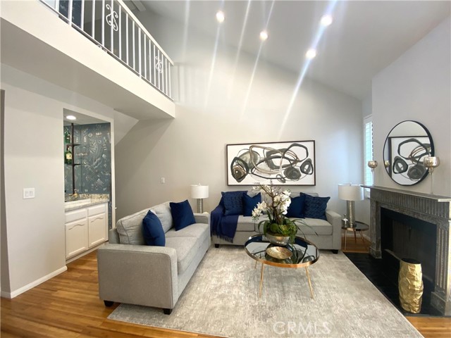 Detail Gallery Image 10 of 43 For 330 Cordova St #345,  Pasadena,  CA 91101 - 2 Beds | 2/1 Baths