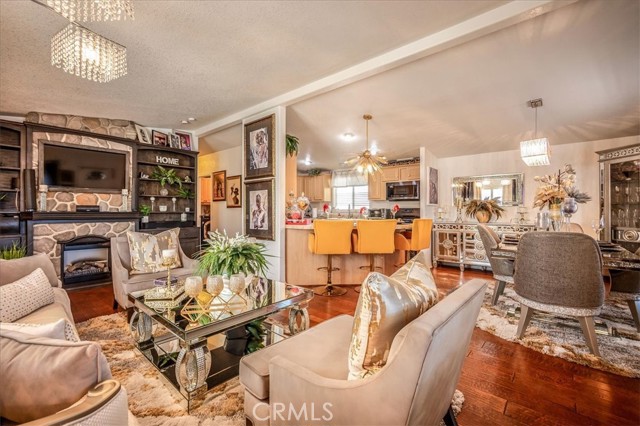 Detail Gallery Image 5 of 42 For 540 Santa Lucia Dr, Hemet,  CA 92543 - 3 Beds | 2 Baths
