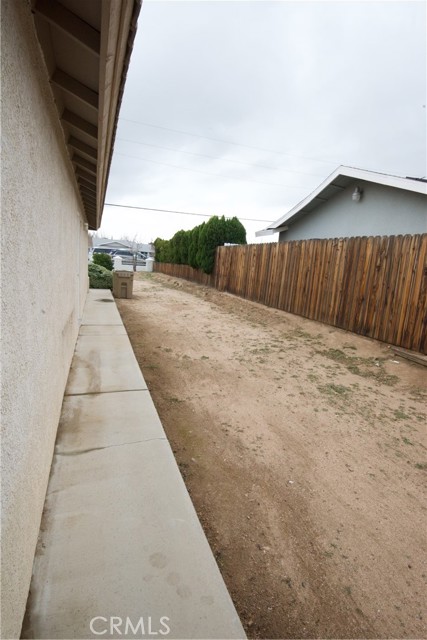 Detail Gallery Image 23 of 25 For 17482 Walnut, Hesperia,  CA 92345 - 3 Beds | 2 Baths
