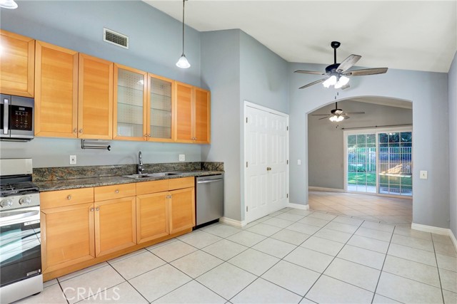 21822 Jinetes, Mission Viejo CA: https://media.crmls.org/medias/a0050de9-ee8d-49bb-a8a4-b7454ae7527d.jpg