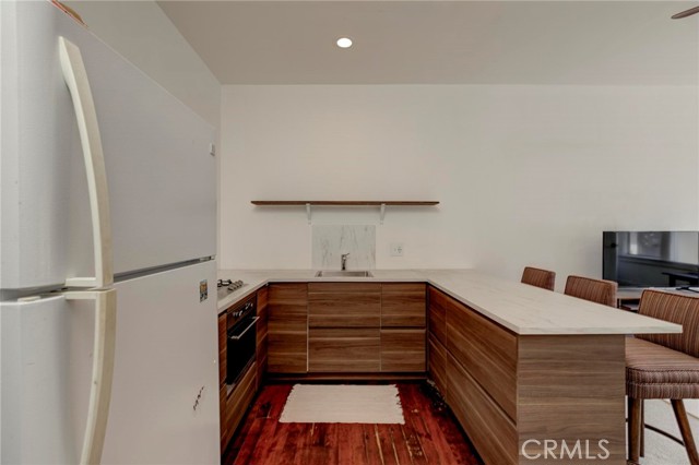 571 W 17th Street, San Pedro CA: https://media.crmls.org/medias/a0053c2b-9c3e-479f-a204-41613a37bd17.jpg