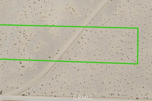82935 Maya Rada Road, 29 Palms CA: https://media.crmls.org/medias/a0064b08-a962-4bd1-9555-5cf44a735afa.jpg