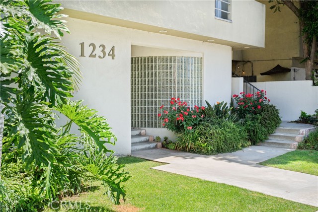 1234 Granville Unit: 3