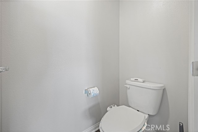 Detail Gallery Image 21 of 37 For 14404 Kiwi Ln #6,  Gardena,  CA 90247 - 4 Beds | 3/1 Baths