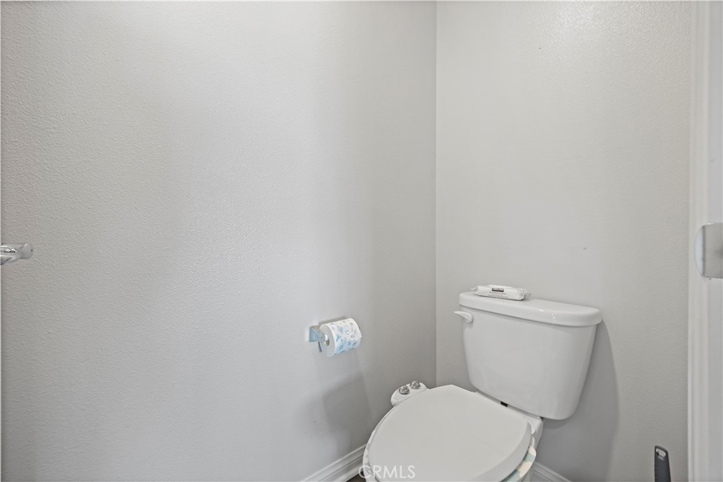https://media.crmls.org/medias/a009c87b-e5a2-4251-a83b-e629364fae9b.jpg?preset=X-Large