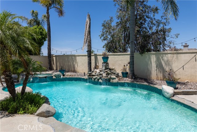 Detail Gallery Image 44 of 48 For 1035 Summerplace Ct, Corona,  CA 92881 - 5 Beds | 4 Baths
