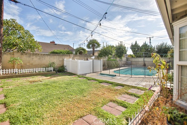 Detail Gallery Image 9 of 24 For 1232 E Vanowen Ave, Orange,  CA 92867 - 3 Beds | 2 Baths