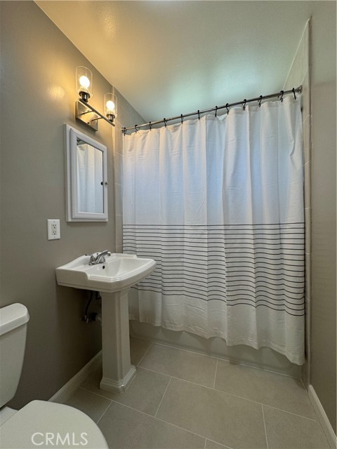 12302 160th Street, Norwalk CA: https://media.crmls.org/medias/a009f52c-6515-4dba-a068-a6961b82c063.jpg