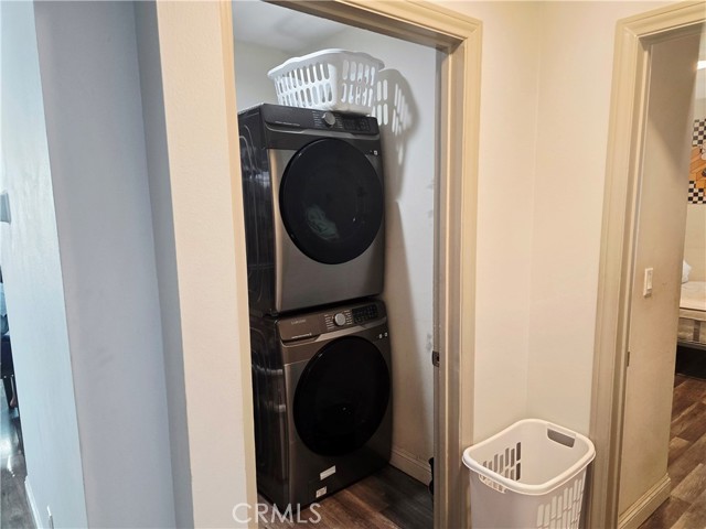 814 S Poinsettia Avenue, Compton CA: https://media.crmls.org/medias/a00a0270-6bf9-44c2-9721-a648fbd9ffcd.jpg