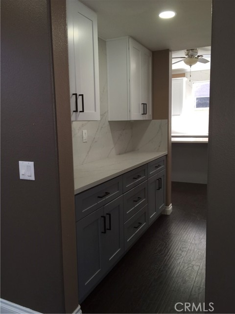 Detail Gallery Image 12 of 51 For 609 Raphael Dr, Corona,  CA 92882 - 4 Beds | 2/1 Baths