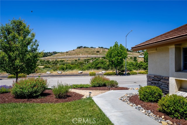 Detail Gallery Image 28 of 36 For 120 Riverbank Ln, Paso Robles,  CA 93446 - 4 Beds | 2 Baths
