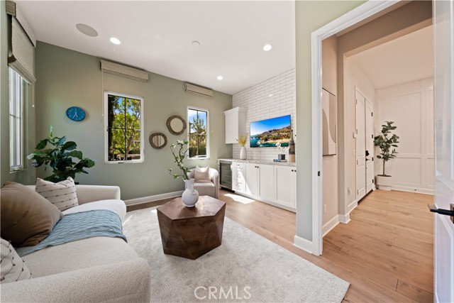 142 Salt spg, Irvine CA: https://media.crmls.org/medias/a00a7993-f3f3-4df5-b07e-b7a0871e94d8.jpg