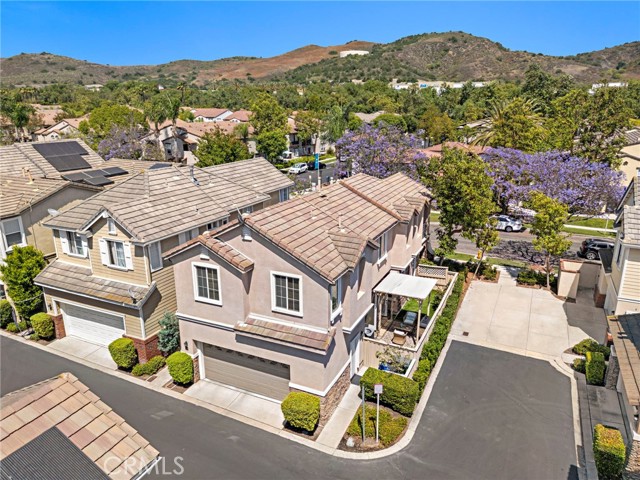 81 Mercantile Way, Ladera Ranch CA: https://media.crmls.org/medias/a00b1860-5fa3-47d0-a7a1-ed48f9853897.jpg