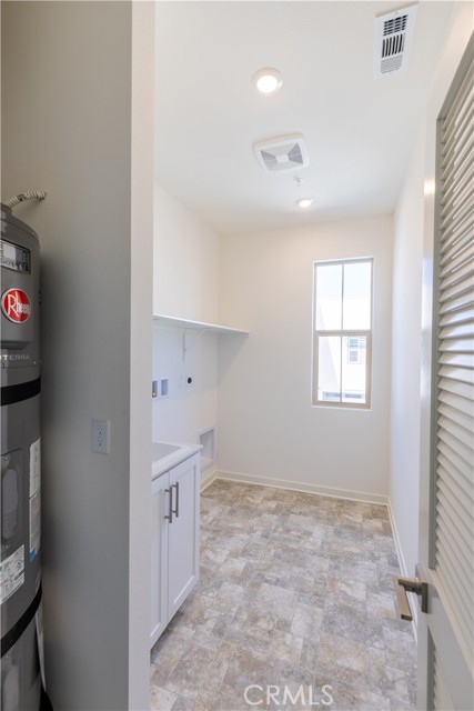 Detail Gallery Image 20 of 20 For 3472 E Emerald Dr, Ontario,  CA 91761 - 4 Beds | 3 Baths