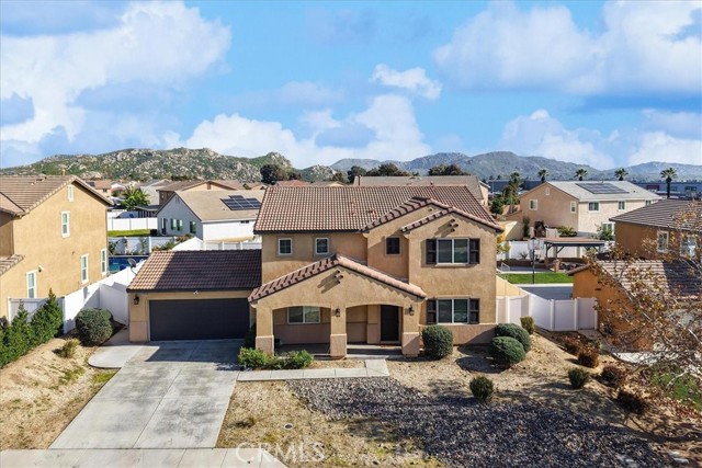 Detail Gallery Image 3 of 34 For 12956 Azalea, Moreno Valley,  CA 92555 - 4 Beds | 3 Baths