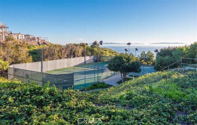 3200 La Rotonda Drive, Rancho Palos Verdes, California 90275, 3 Bedrooms Bedrooms, ,2 BathroomsBathrooms,Residential,Sold,La Rotonda,PV17018808