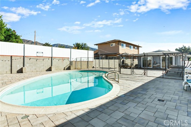 Detail Gallery Image 24 of 26 For 721 E Elmwood, Burbank,  CA 91501 - 3 Beds | 2 Baths