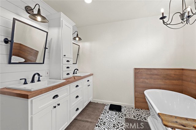 Detail Gallery Image 15 of 33 For 21825 Calabaza, Mission Viejo,  CA 92691 - 4 Beds | 3 Baths