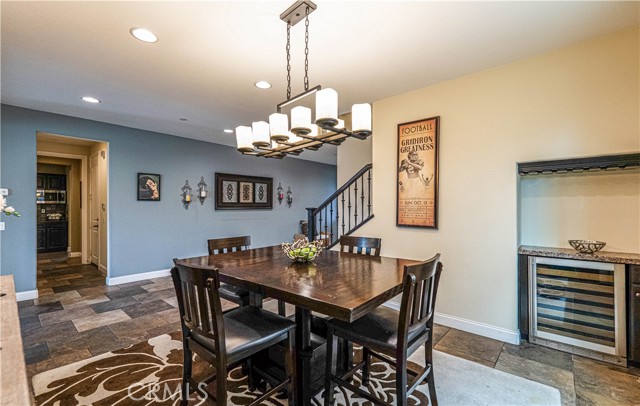 Detail Gallery Image 4 of 35 For 13985 Riverglen, Corona,  CA 92880 - 5 Beds | 3/1 Baths