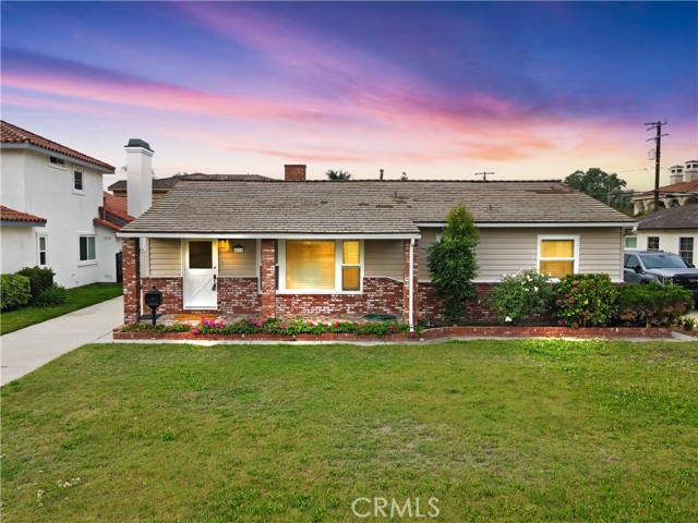 Front Image Thumbnail for CRDW25251293