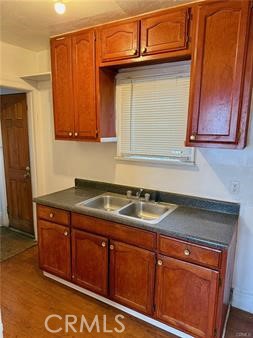 Detail Gallery Image 8 of 11 For 726 W 76th, Los Angeles,  CA 90044 - – Beds | – Baths